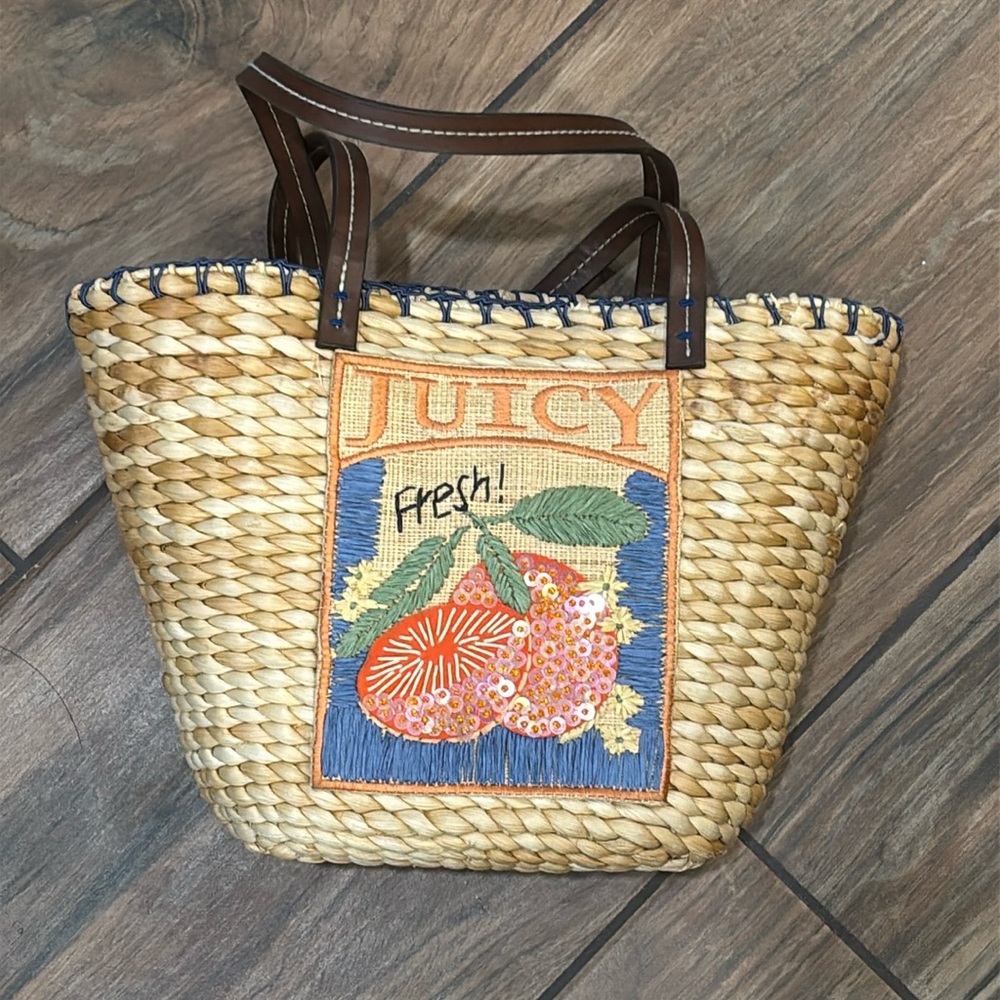 Perfect juicy citrus straw handbag